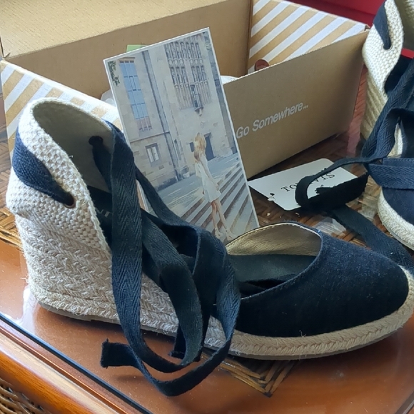 Women's Black Espadrille Sandals - Picture 2 of 10